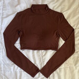 Klassy Network Long Sleeve Ultra Crop